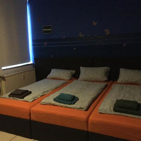 Hostel Dormitorium Kaarst Wohnraum Auf Zeit Exteriér fotografie