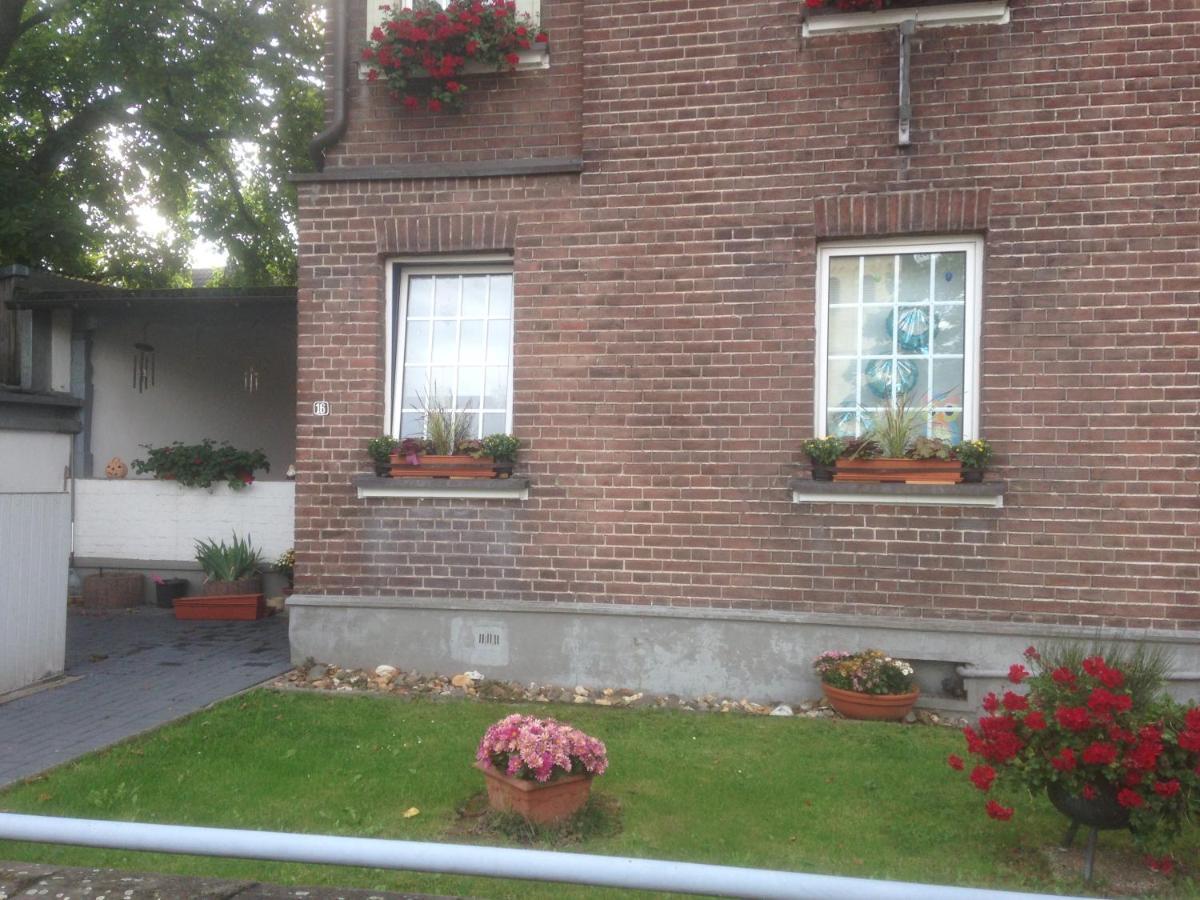 Hostel Dormitorium Kaarst Wohnraum Auf Zeit Exteriér fotografie