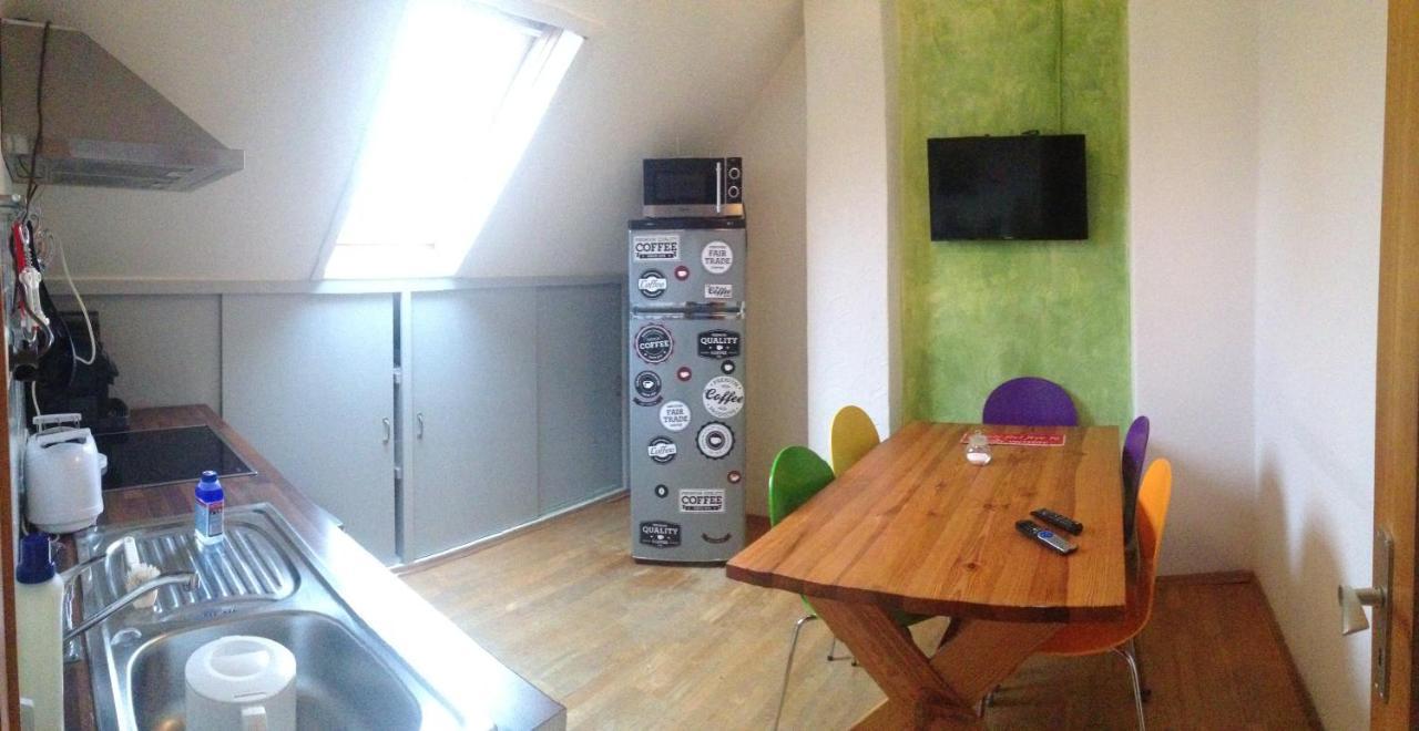 Hostel Dormitorium Kaarst Wohnraum Auf Zeit Exteriér fotografie